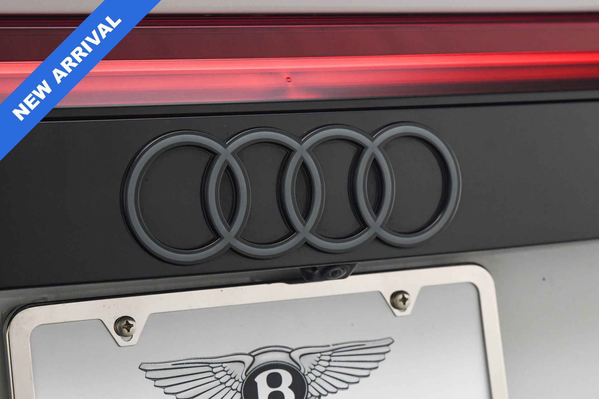 Used 2024 Audi SQ8 Premium Plus w/ Executive Package image 24