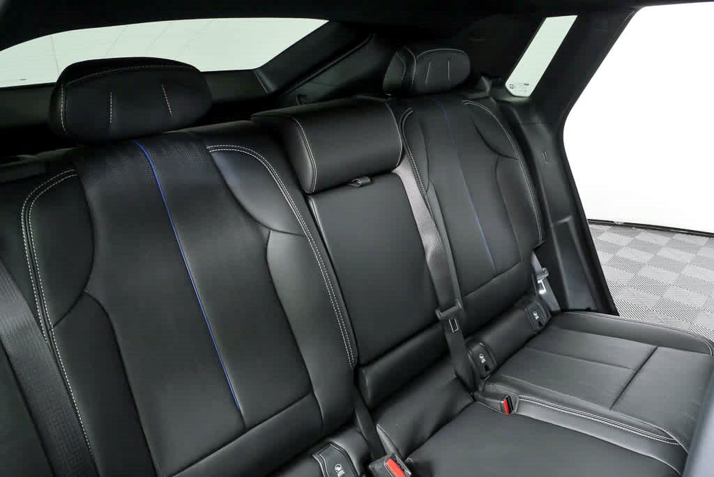 Certified 2025 Cadillac Lyriq Luxury w/ LPO, Floor Liner Package AWD/4WD image 19