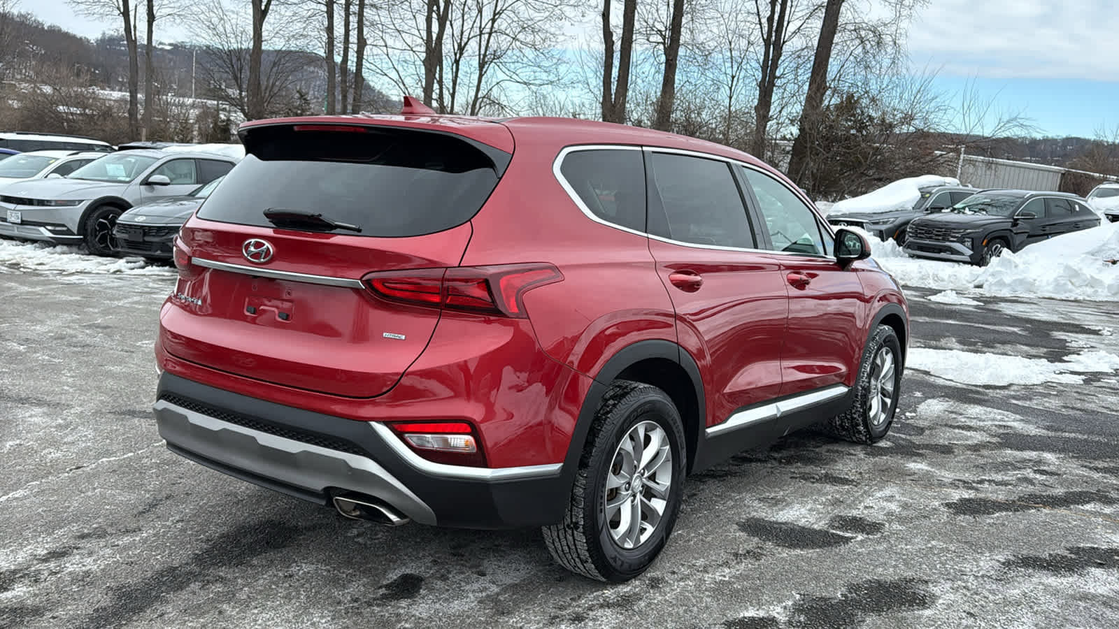 Used 2019 Hyundai Santa Fe SEL image 3