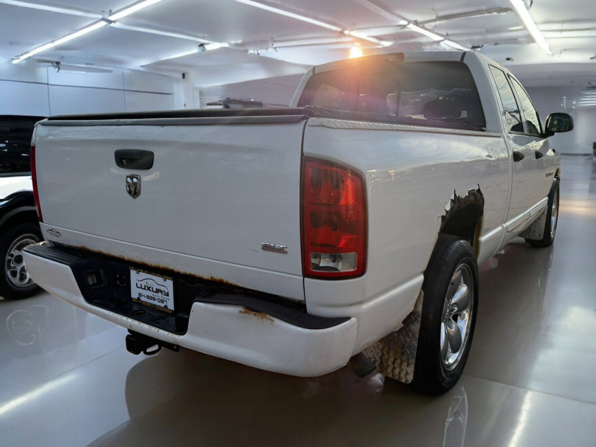 Used 2005 Dodge Ram 1500 Truck SLT image 10