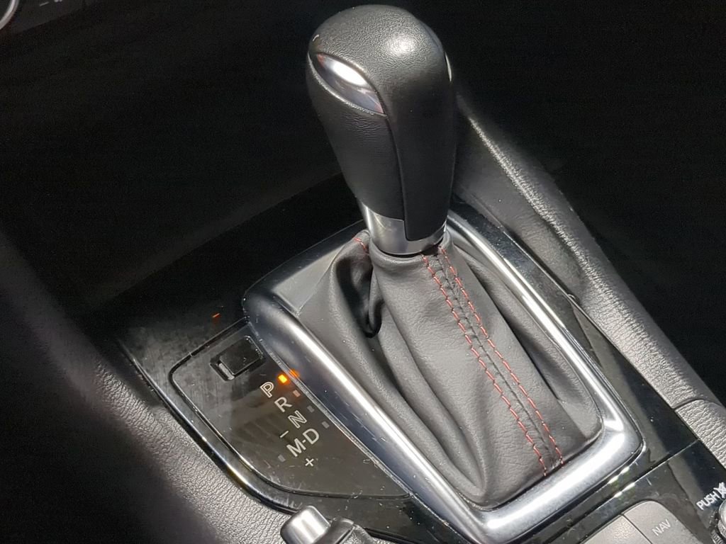 Used 2015 MAZDA MAZDA3 i Touring w/ Technology Package image 34
