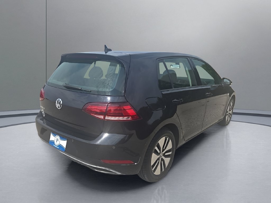 Used 2018 Volkswagen e-Golf SEL FWD image 7