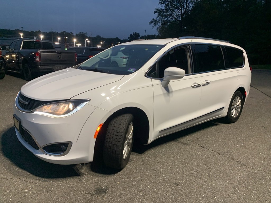 Used 2019 Chrysler Pacifica Touring-L