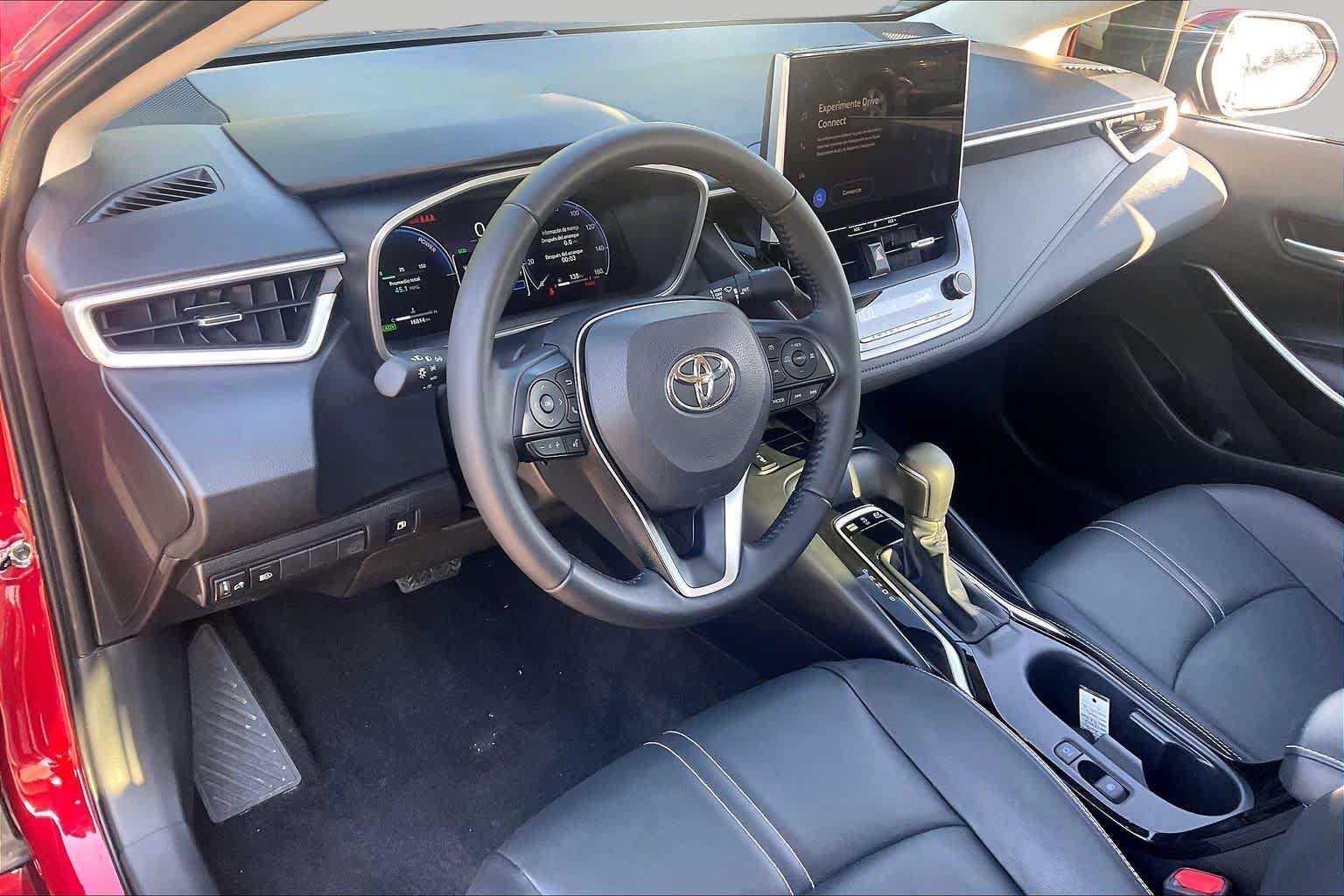 Used 2026 Toyota Corolla XLE FWD image 17