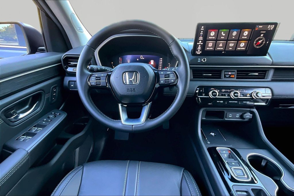 Used 2026 Honda Pilot Touring image 8