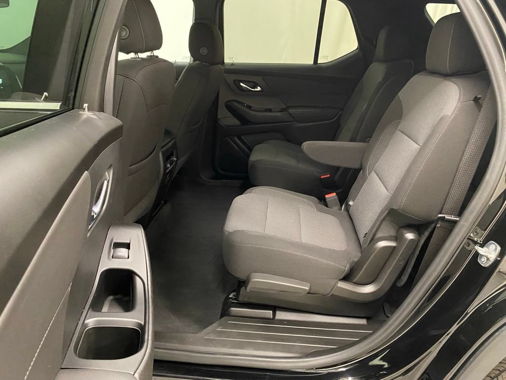 Used 2024 Chevrolet Traverse LT w/ LPO, Floor Liner Package AWD/4WD image 16