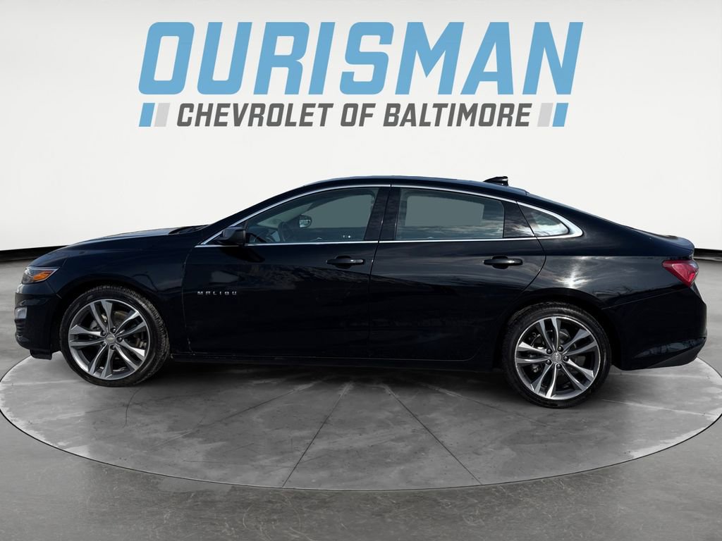 Used 2022 Chevrolet Malibu LT image 3