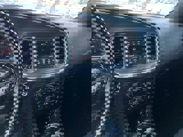 Used 2019 Dodge Charger SXT w/ Blacktop Package image 15