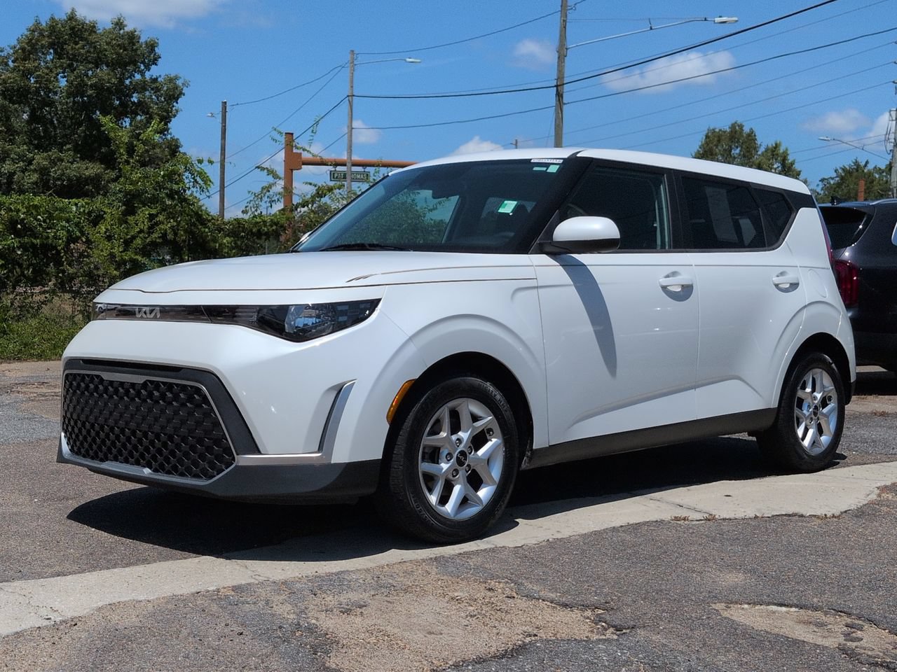 Certified 2023 Kia Soul LX w/ LX Technology Package