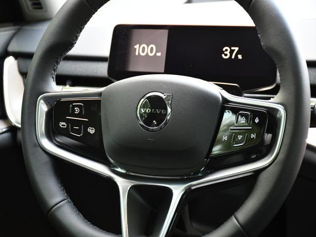 New 2025 Volvo EX90 Ultra AWD/4WD image 19
