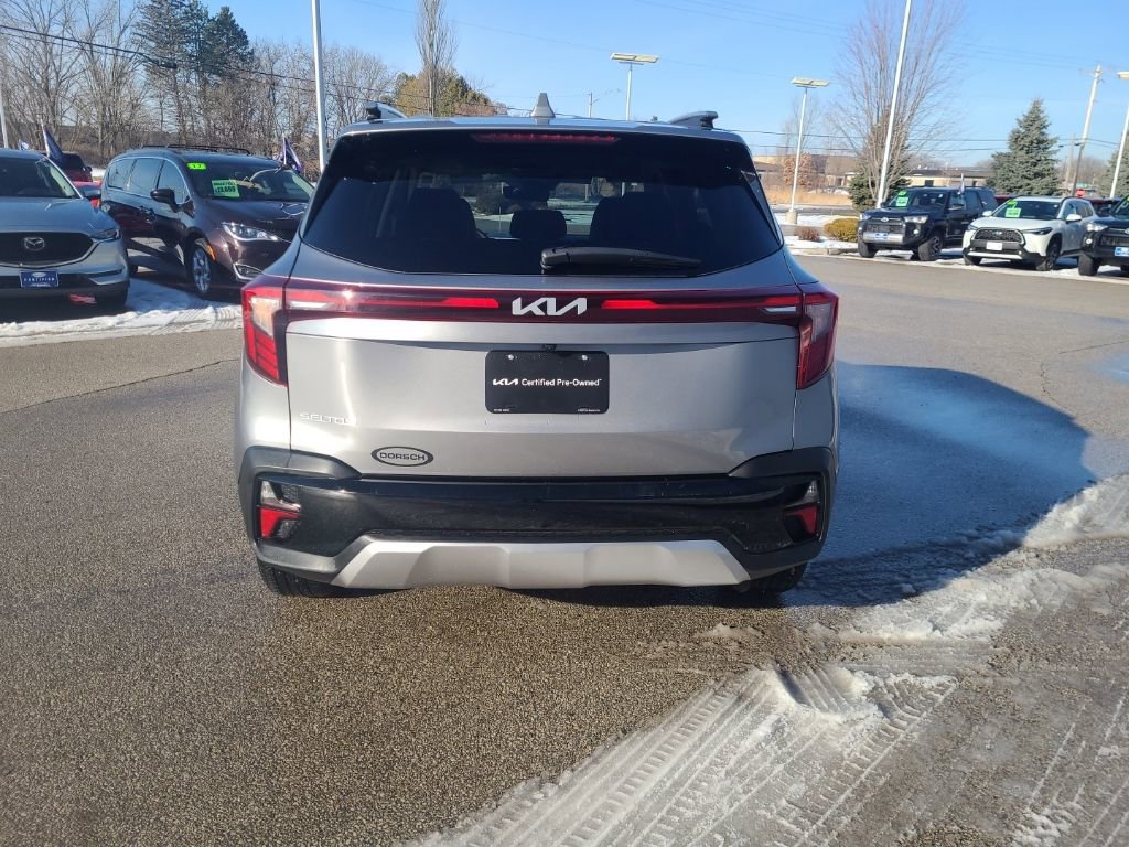 Used 2025 Kia Seltos S image 5