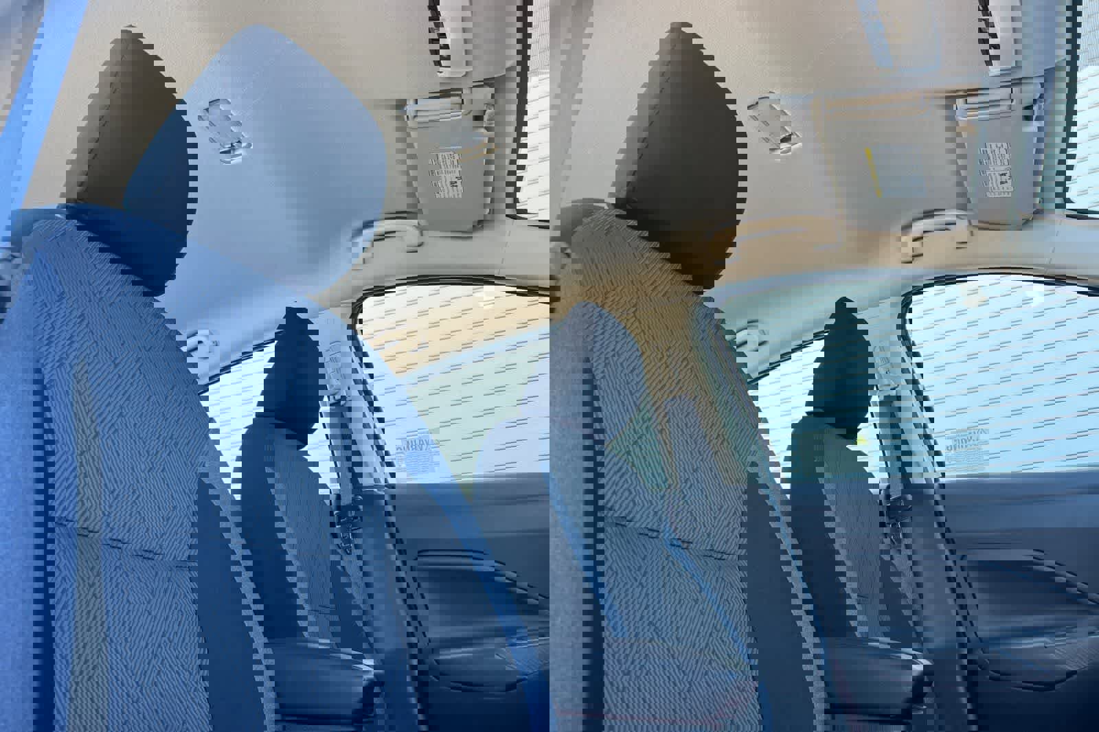 Used 2025 Nissan Versa SV w/ Trunk Package FWD image 18