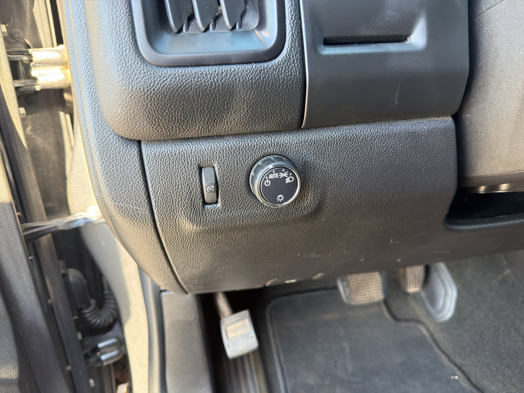 Used 2016 Chevrolet Colorado LT RWD image 11