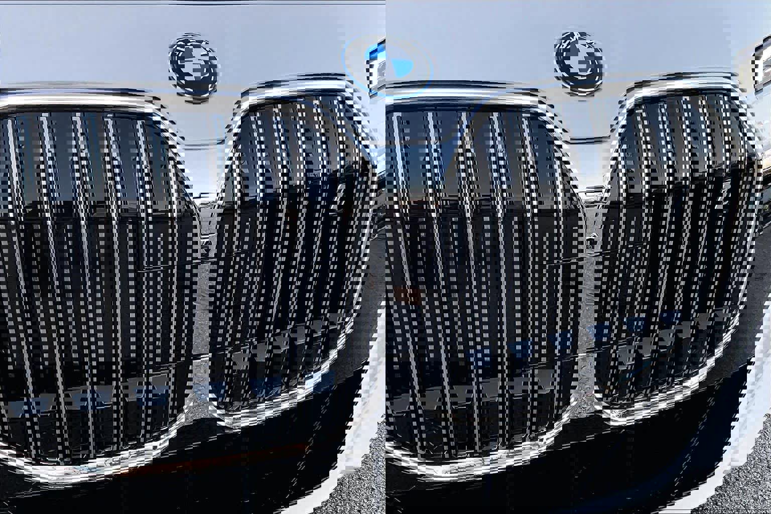 Used 2025 BMW i7 eDrive50 w/ M Sport Package image 28