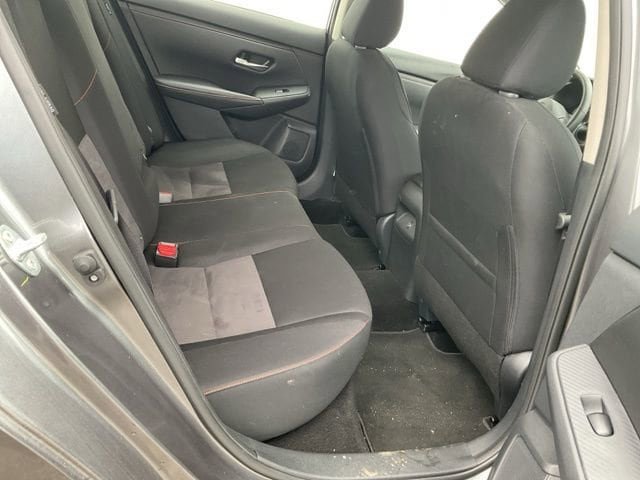 Used 2025 Nissan Sentra SR image 9