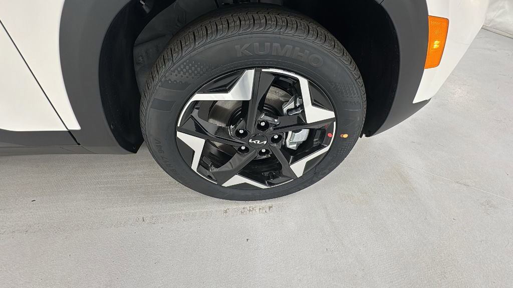 New 2026 Kia Seltos S AWD/4WD image 9