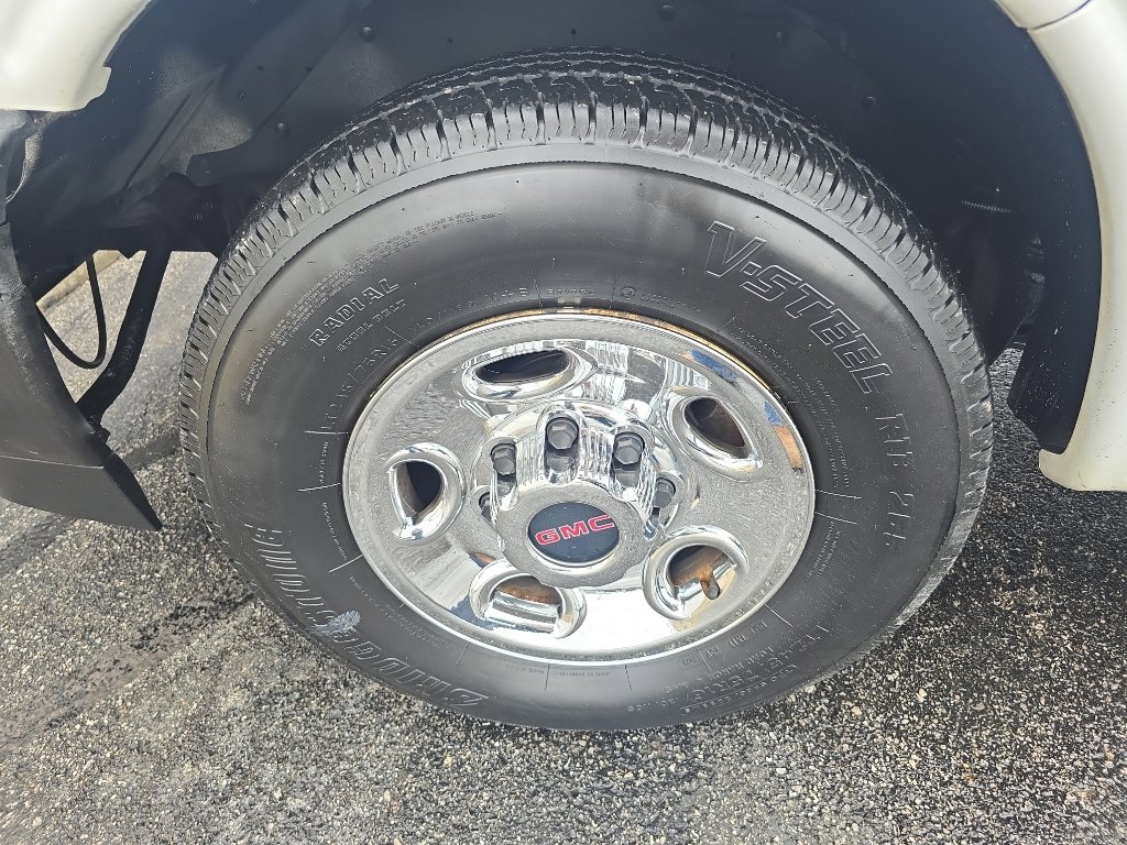 Used 2017 GMC Savana 2500 w/ All Terrain Package RWD image 29