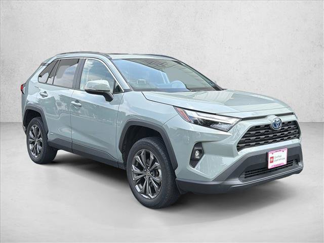 Used 2023 Toyota RAV4 XLE Premium AWD/4WD image 3