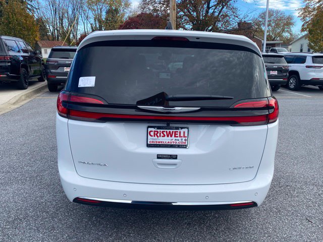 New 2026 Chrysler Pacifica Limited FWD image 6