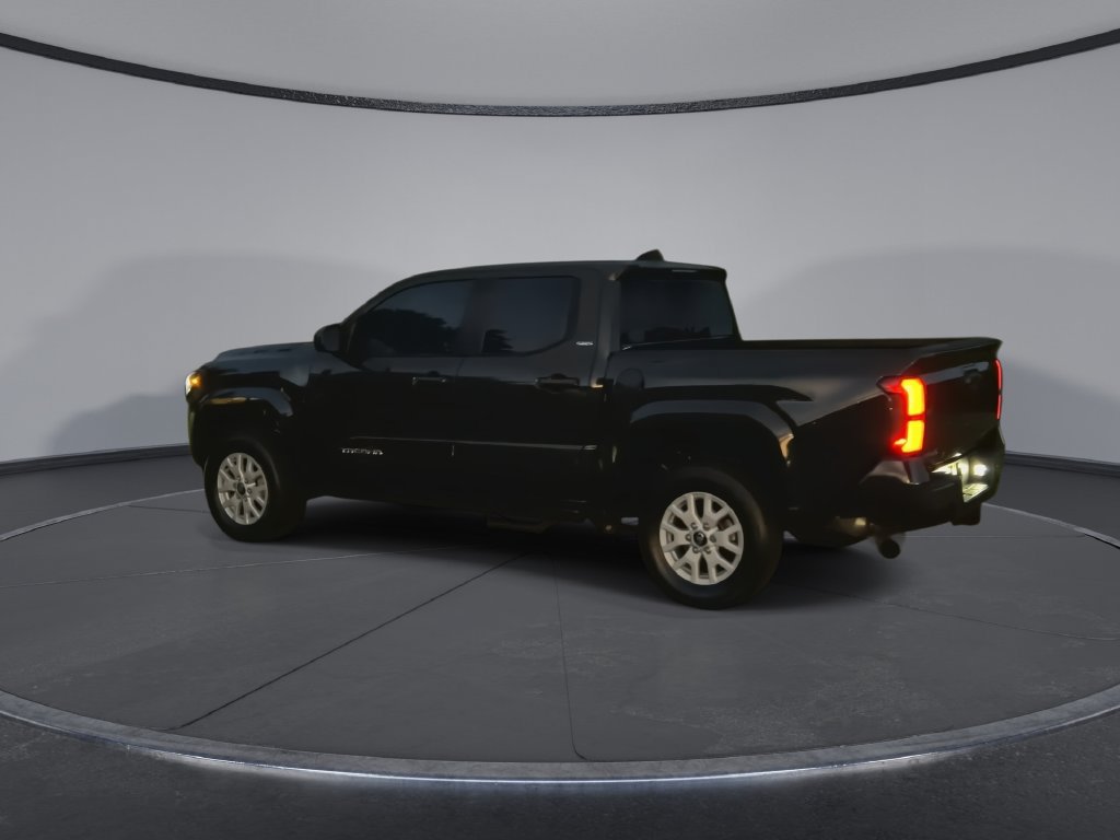 Used 2025 Toyota Tacoma SR5 AWD/4WD image 6