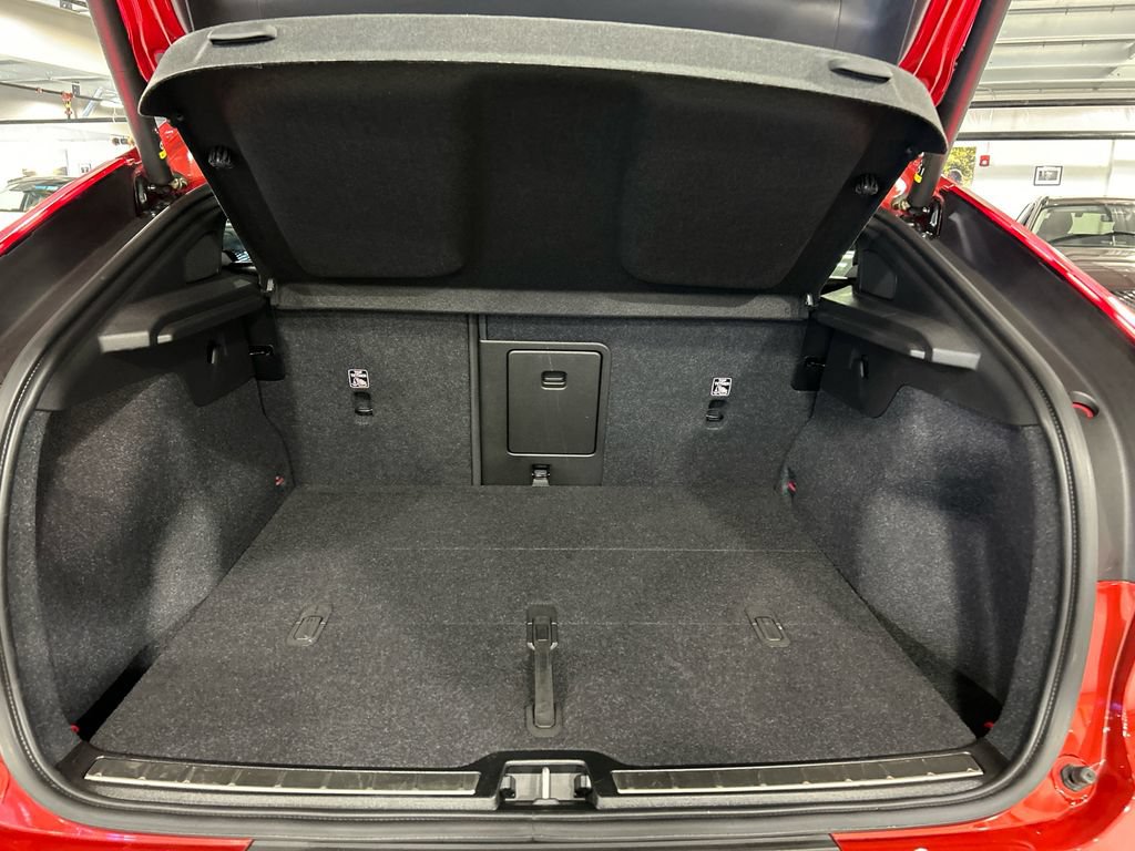 Certified 2023 Volvo C40 P8 Recharge Ultimate AWD/4WD image 27