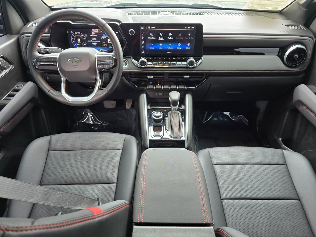 Used 2025 Chevrolet Colorado Z71 w/ Technology Package image 19