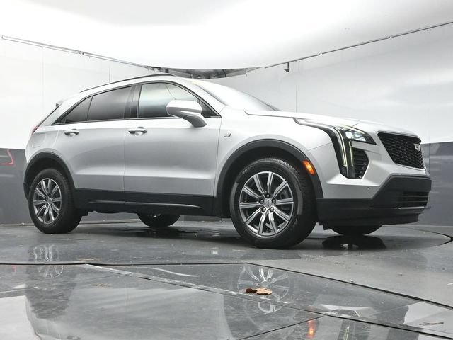 Used 2020 Cadillac XT4 Sport w/ Driver Awareness Package AWD/4WD image 40