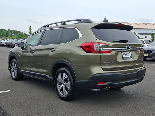 Certified 2025 Subaru Ascent Premium AWD/4WD image 5