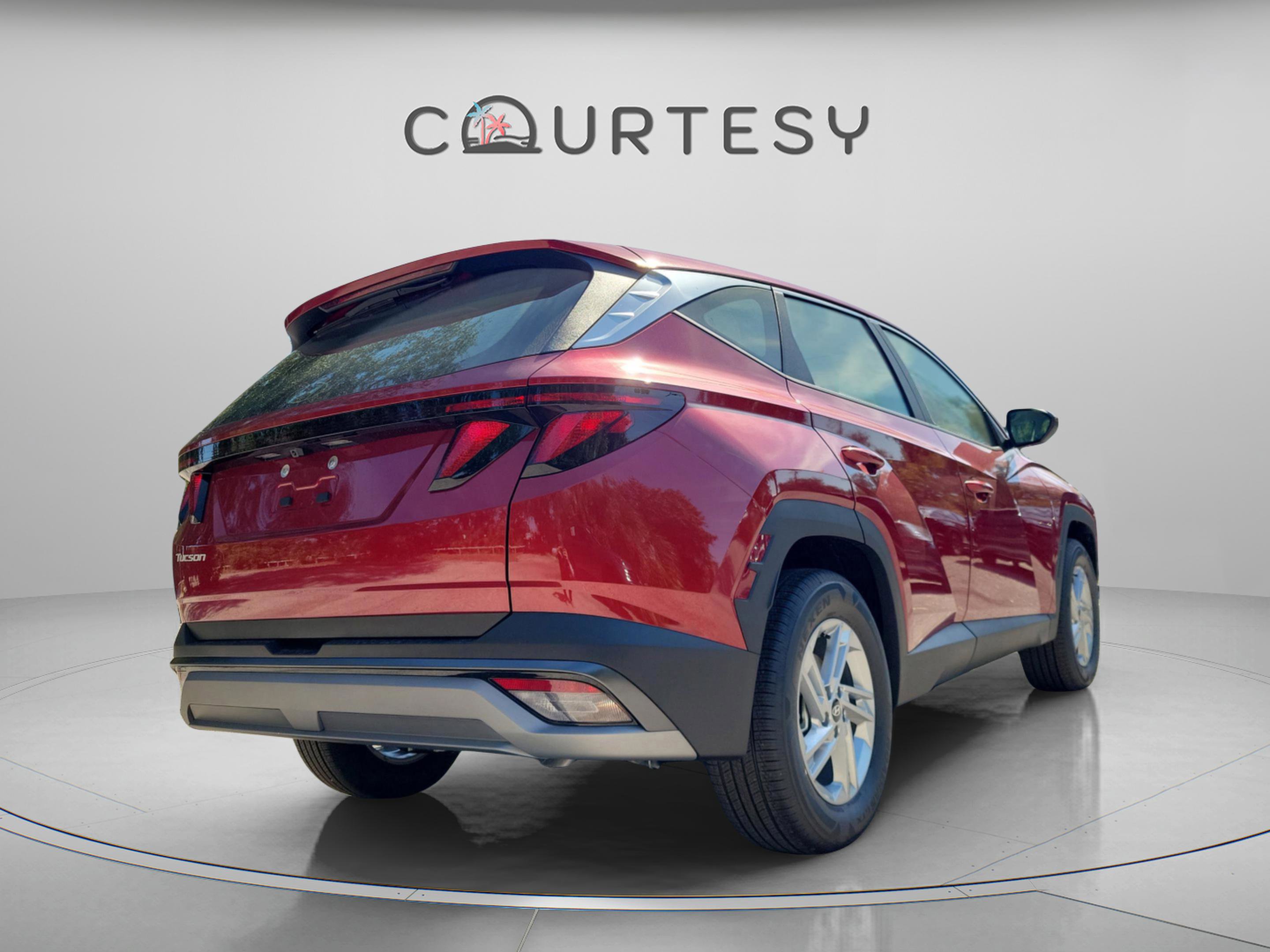 New 2026 Hyundai Tucson SE image 4