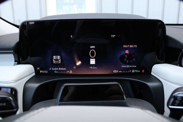 New 2026 Lincoln Aviator Reserve AWD/4WD image 9