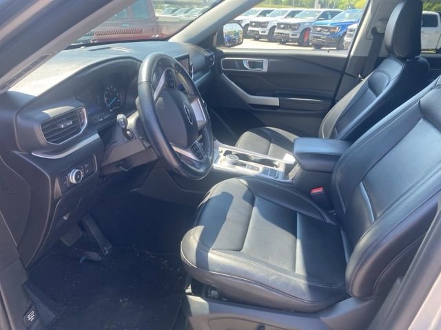 Used 2021 Ford Explorer XLT w/ Equipment Group 202A image 17