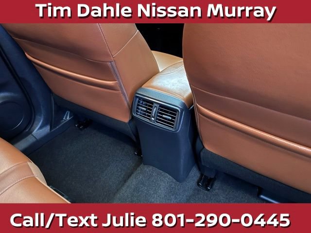 Used 2019 Nissan Rogue SL w/ Premium Package AWD/4WD image 16