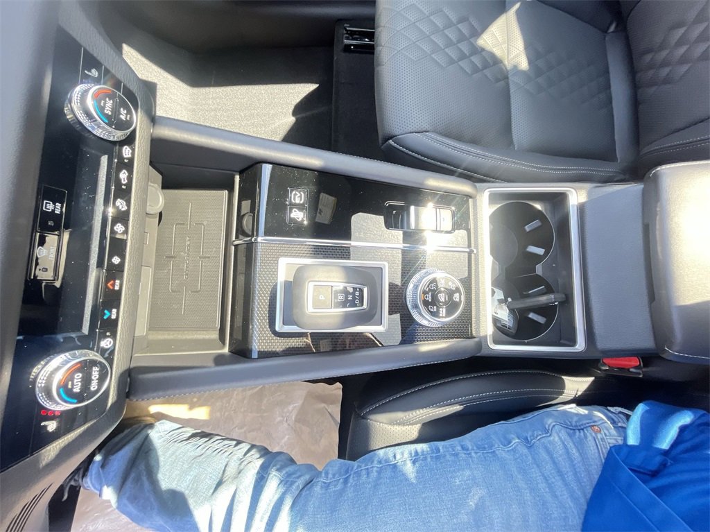 New 2025 Mitsubishi Outlander SEL Black Edition image 20