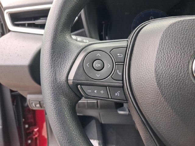 Used 2026 Toyota Corolla LE FWD image 17