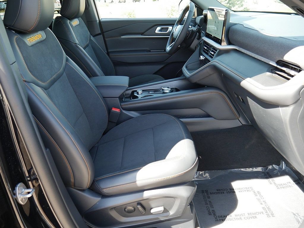 New 2026 Ford Explorer Tremor w/ Tremor Convenience Package AWD/4WD image 34
