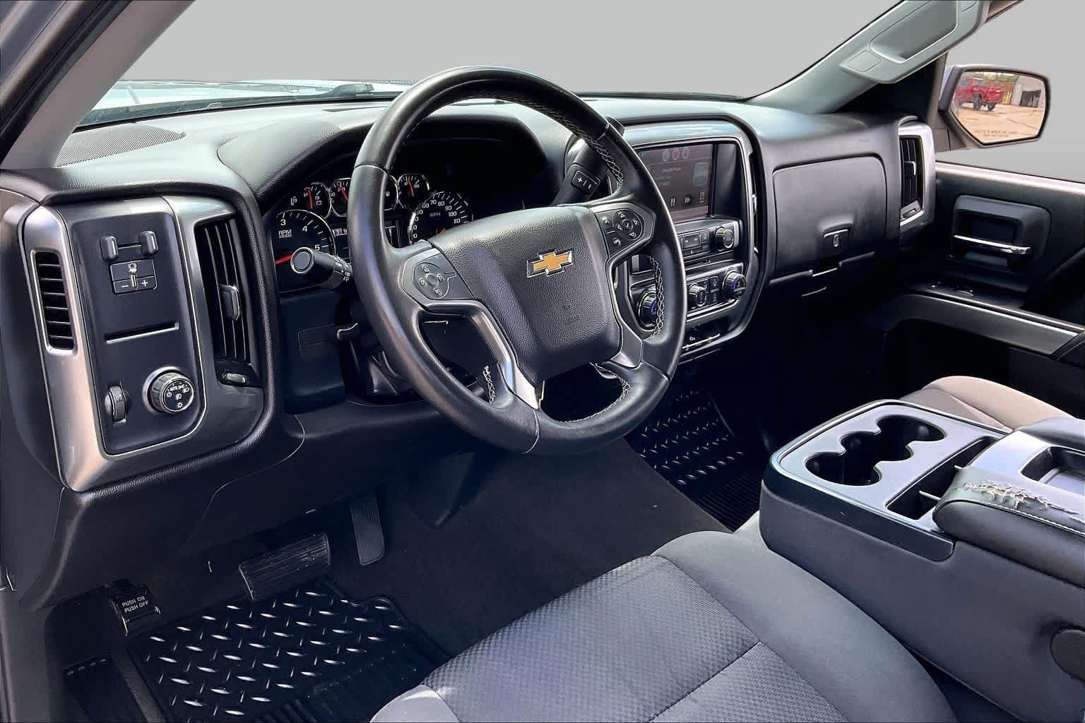 Used 2015 Chevrolet Silverado 1500 LT w/ LT Convenience Package RWD image 16