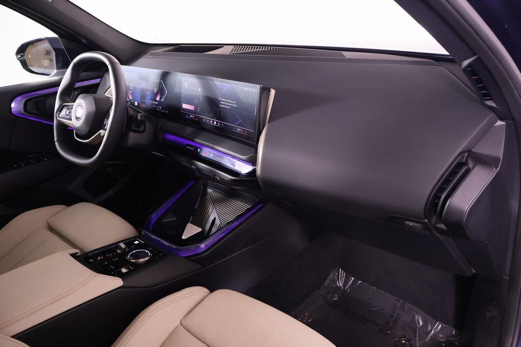 Used 2025 BMW X3 xDrive30i w/ Premium Package image 9