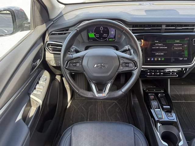 Certified 2023 Chevrolet Bolt EUV LT w/ Convenience Package FWD image 15