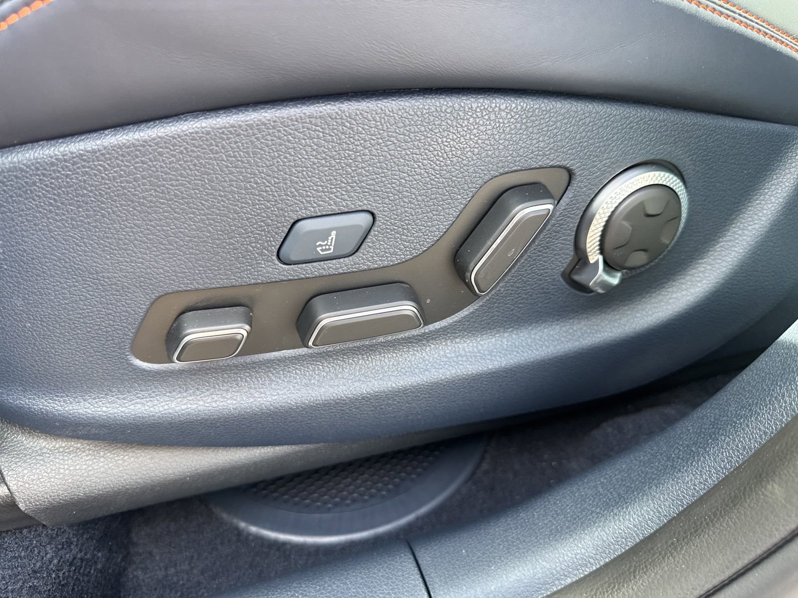 Used 2026 Genesis GV70 3.5T Sport Prestige image 21