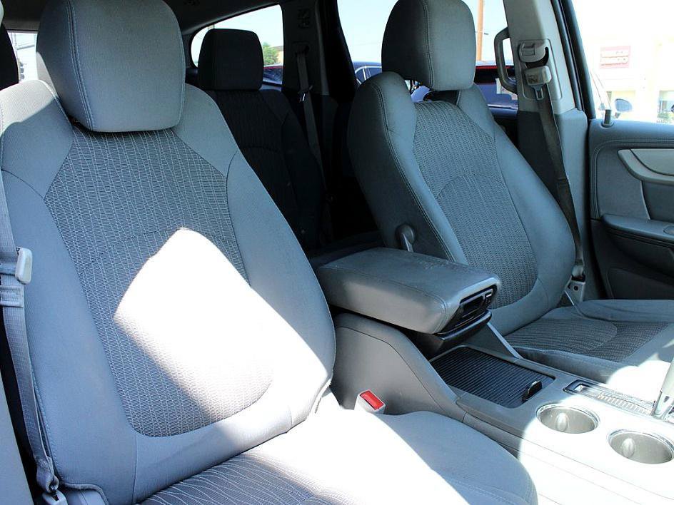 Used 2014 Chevrolet Traverse LS FWD image 25