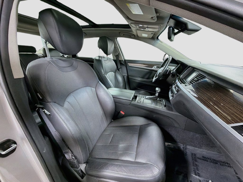 Used 2018 Genesis G80 3.8 w/ Option Group 02 AWD/4WD image 31