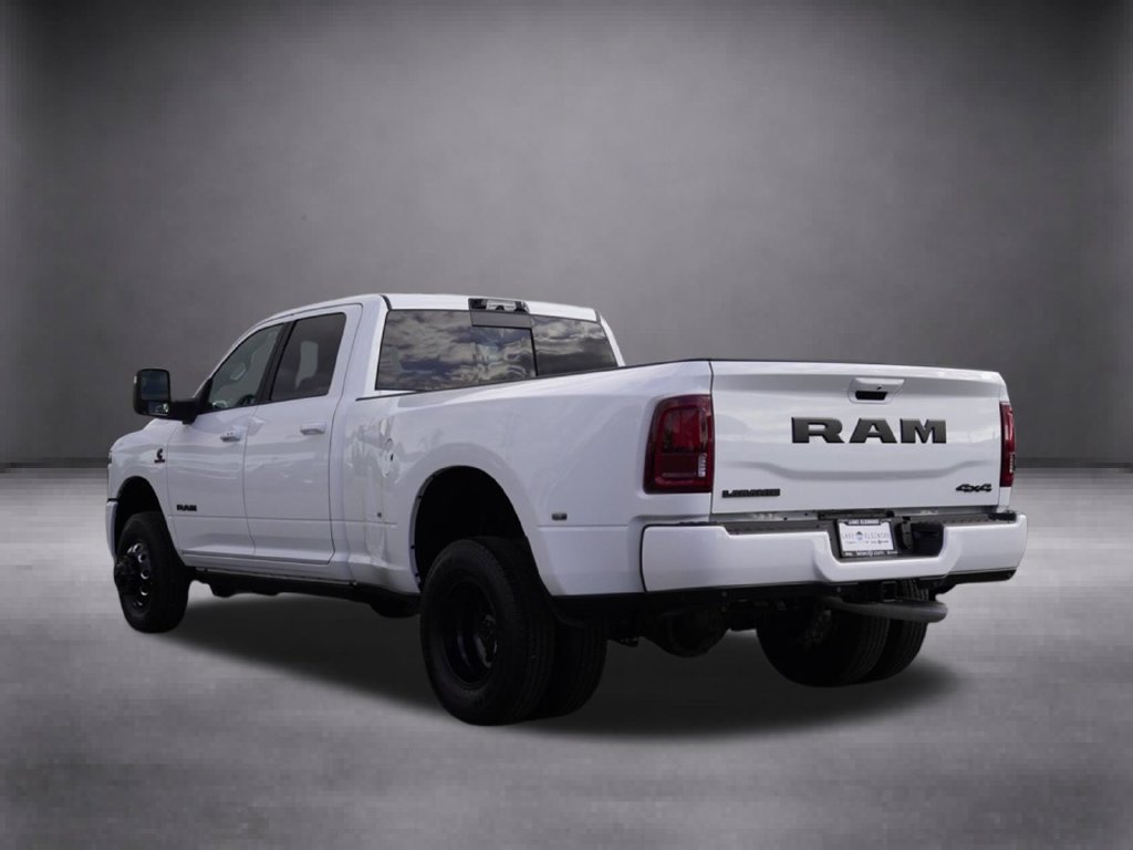 New 2026 RAM 3500 Laramie AWD/4WD image 7