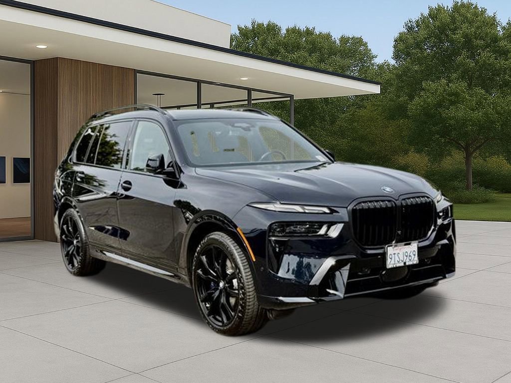 Used 2026 BMW X7 xDrive40i w/ M Sport Package AWD/4WD image 6