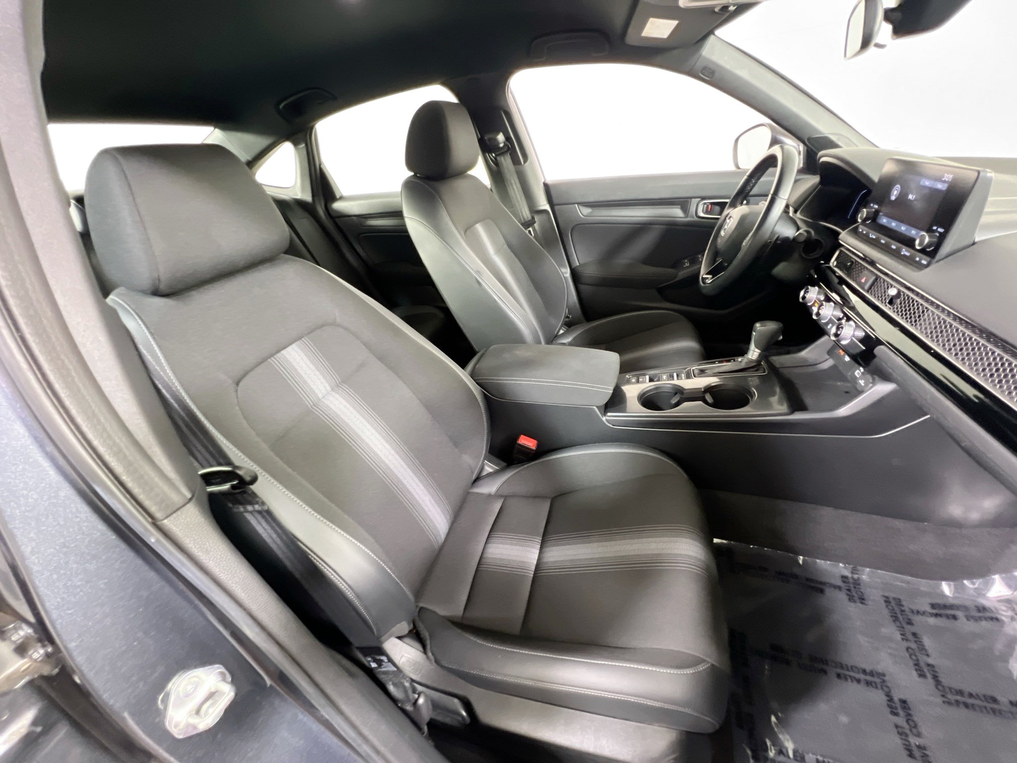 Used 2023 Honda Civic Sport image 25