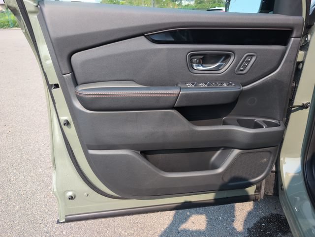 Used 2026 Honda Pilot TrailSport image 17