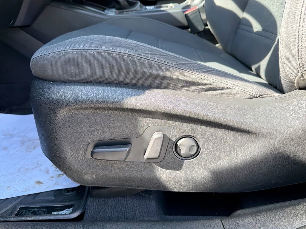 Used 2020 Kia Sorento S image 16