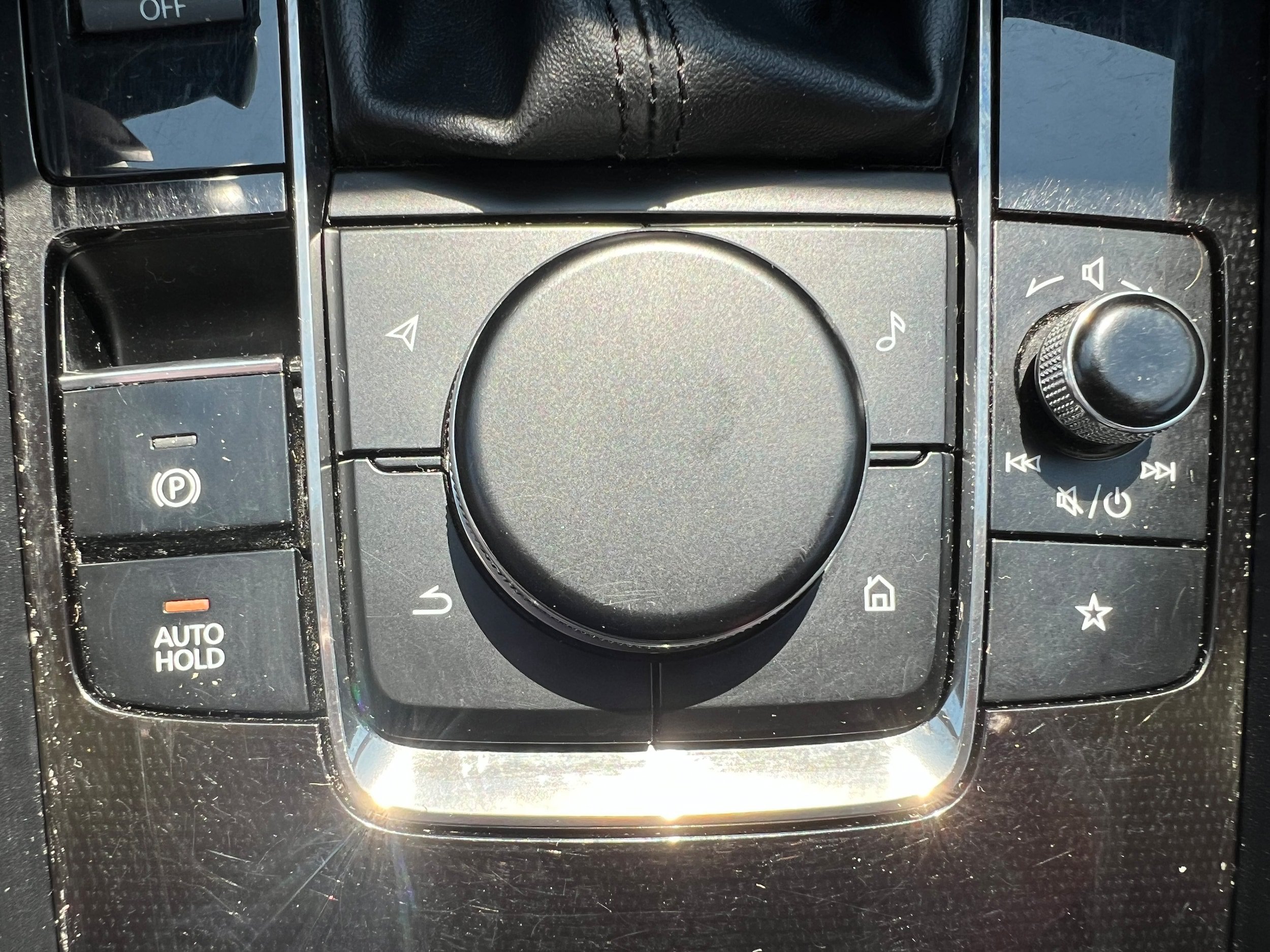 Used 2021 MAZDA MAZDA3 s FWD image 18