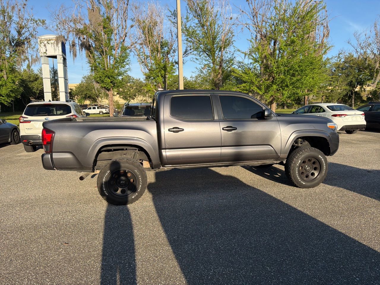 Used 2021 Toyota Tacoma SR w/ SR Convenience Package image 6