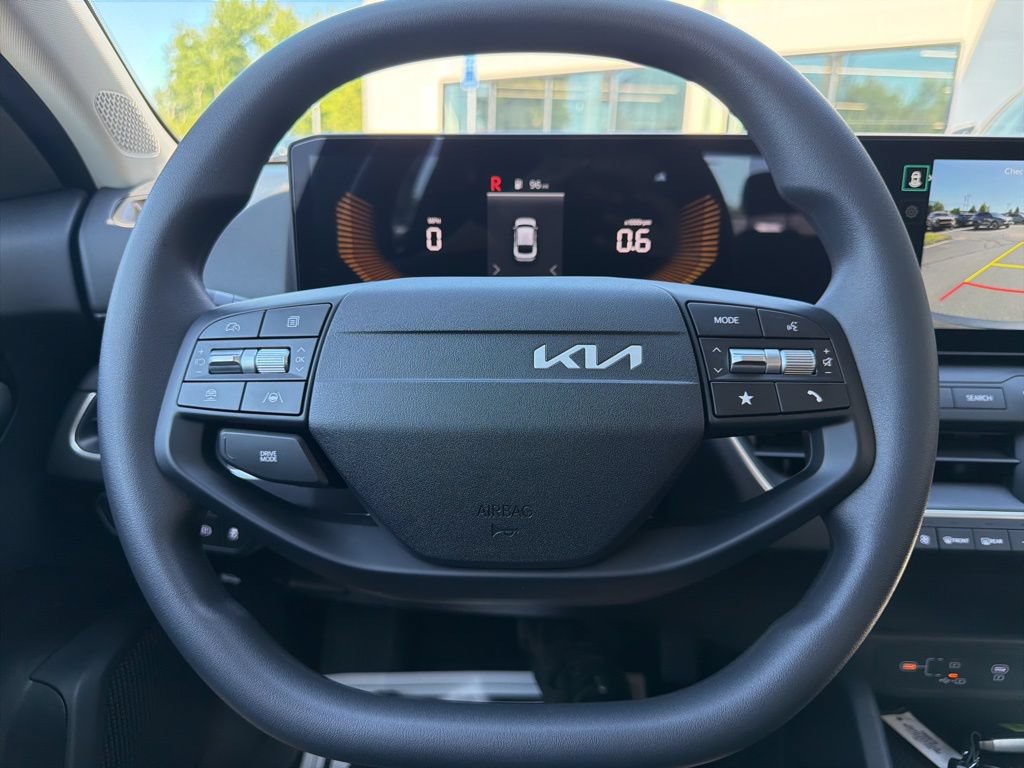 New 2026 Kia K4 FWD image 33