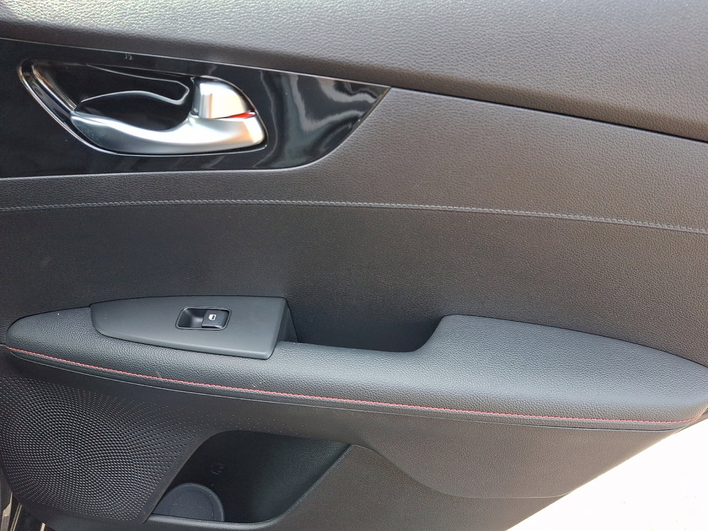 Used 2023 Kia Forte GT w/ GT2 Package FWD image 14